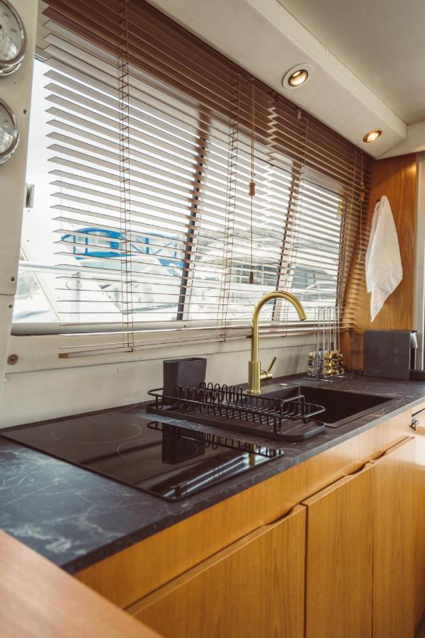 No Limit Charter Bateau Avec Parking Prive Proche Centre-Ville Rouen Exterior photo